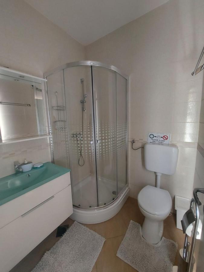 Apartman Marina Sa Parkingom イェルサ エクステリア 写真